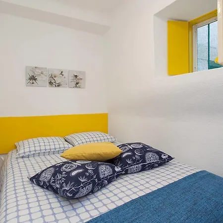 Santo Antonio House * Lisbon